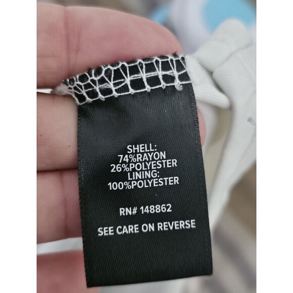 Torrid Women's Floral Crinkle Gauze Cris Cross Back Bohemia Chic Top Size 1 - Picture 13 of 13